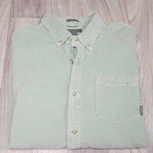 Eddie Bauer Men’s XL Classic Fit Corduroy Green Button Down Shirt Casual
